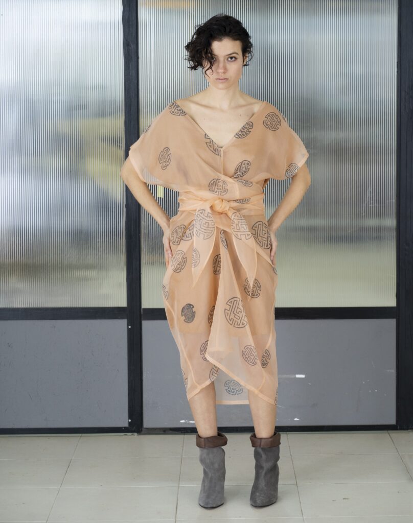 RICH I Obsidian Seal Silk Organza Edition